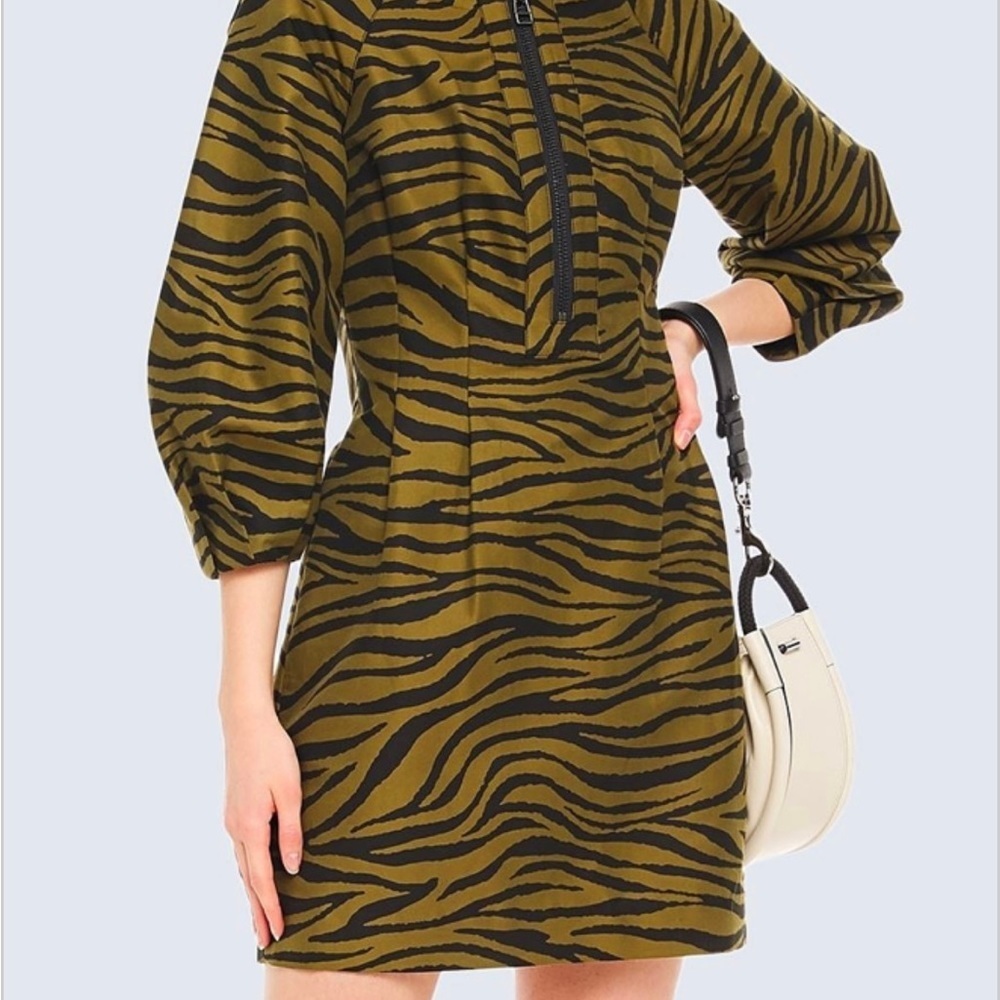 Veronica Beard Short Zebra Dreas - Picture 3 of 8